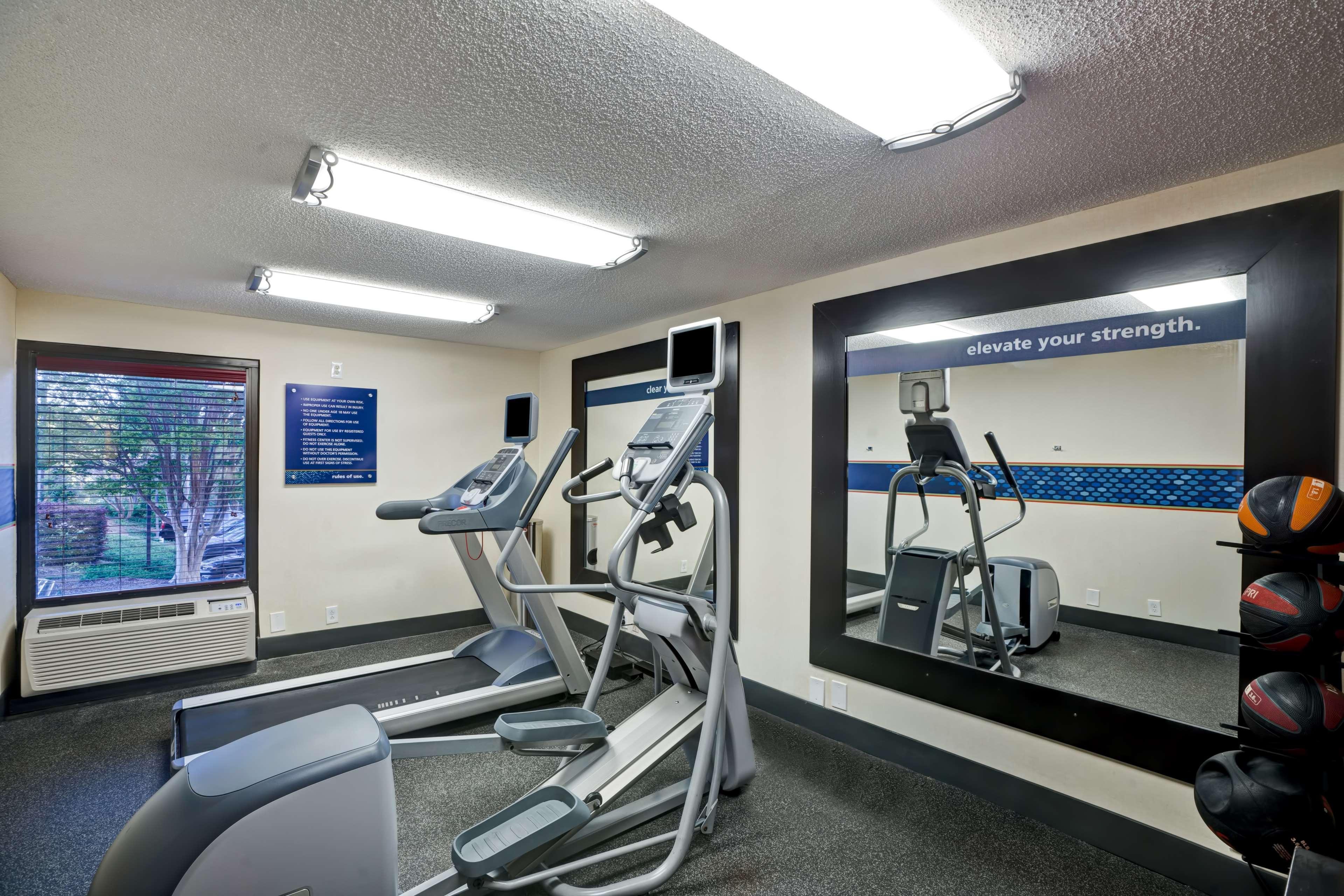 Hampton Inn Birmingham/Mountain Brook Extérieur photo
