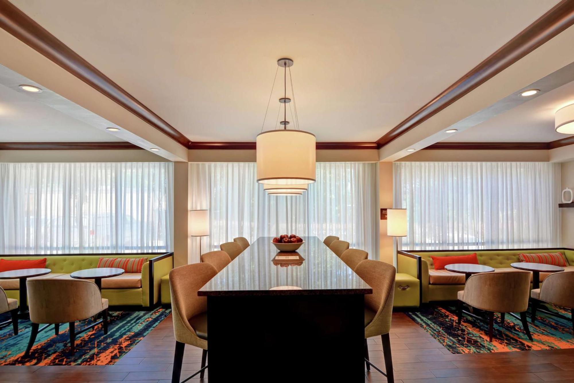 Hampton Inn Birmingham/Mountain Brook Extérieur photo